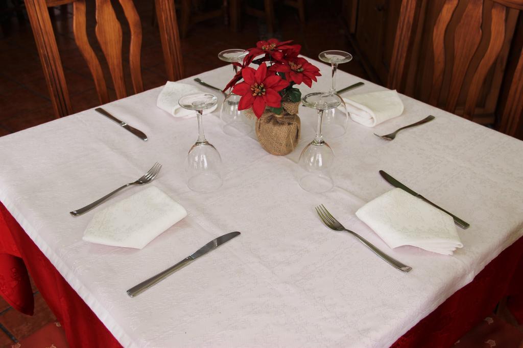 Hostal La Zamora Carcabuey Екстер'єр фото