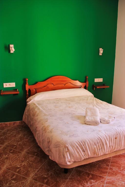Hostal La Zamora Carcabuey Екстер'єр фото